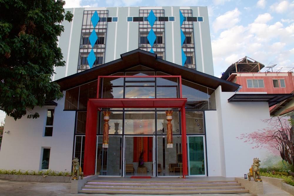 We Briza Hotel Chiangmai Chiang Mai Exterior photo